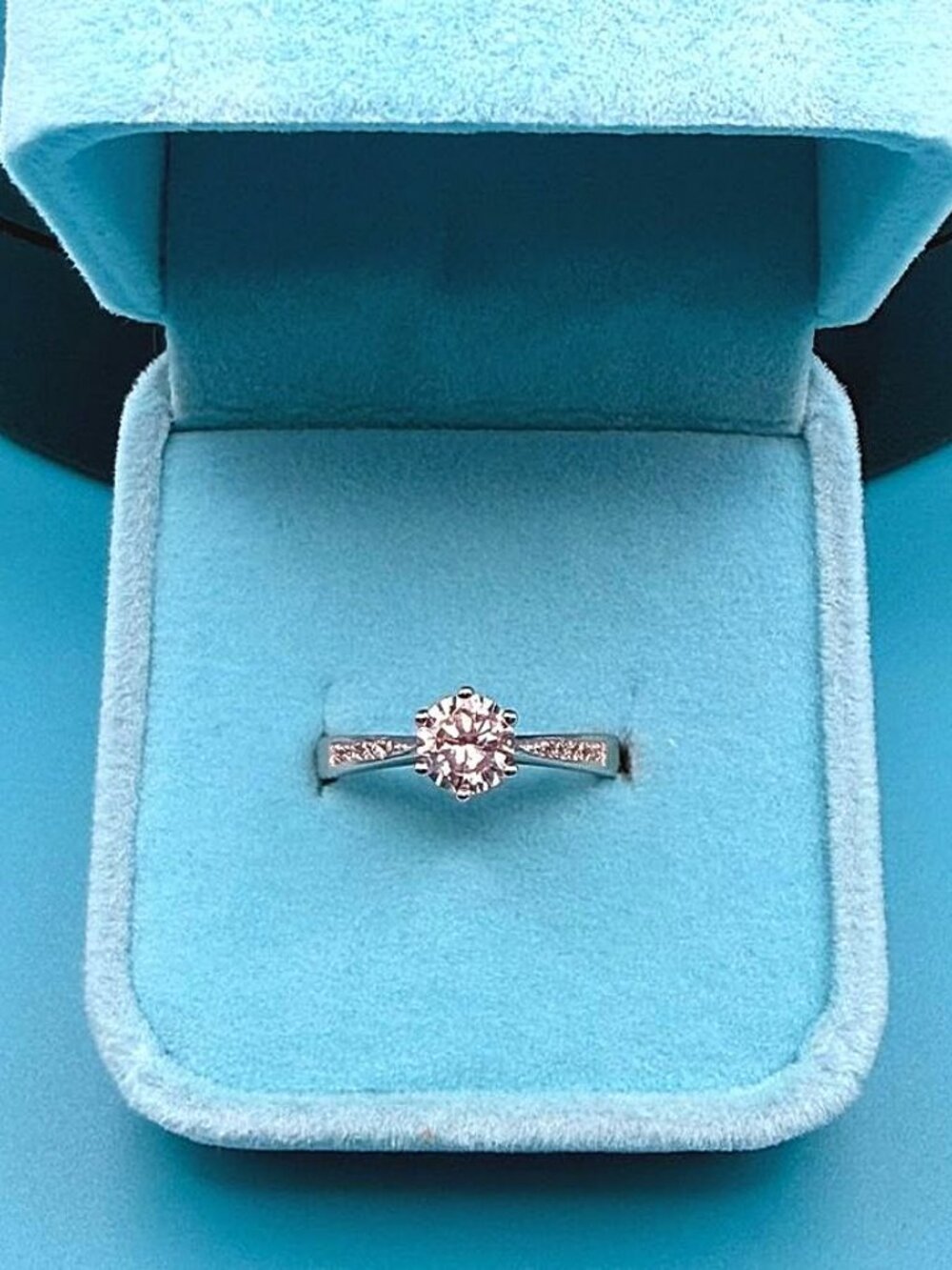 Dayani Lynn Accented Solitaire CZ Sterling Silver Plated Ring Size 8 Gift Boxed - Picture 3 of 9